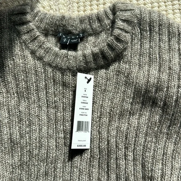 NWT Theory Stone Grey Ribbed Sweater Size S - Picture 2 of 3